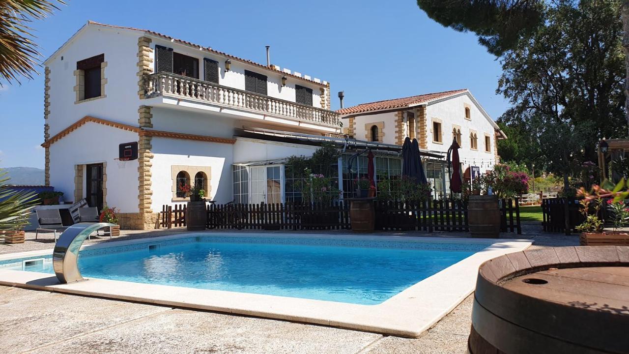 Banyeres del Penedes Hotel Restaurant El Bosc מראה חיצוני תמונה