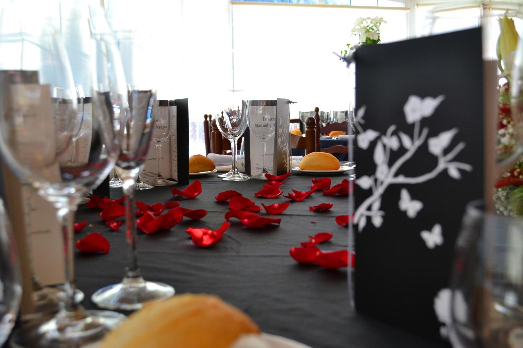 Banyeres del Penedes Hotel Restaurant El Bosc חדר תמונה